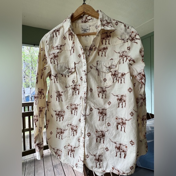 Cotton & Rye Outfitters Tops - Cotton & Rye Outfitters Pearl Snap Shirt Size Medium